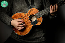 Jake shimabukuro with the same strap Ukulele strap national patent protection Shunfeng