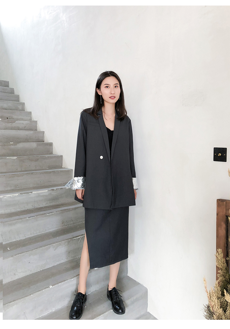 Bộ đồ nhỏ phù hợp với nữ bình thường thời trang sang trọng khí chất mùa xuân và mùa thu dài tay áo dài phần váy hai bộ của nước ngoài áo khoác vest nữ