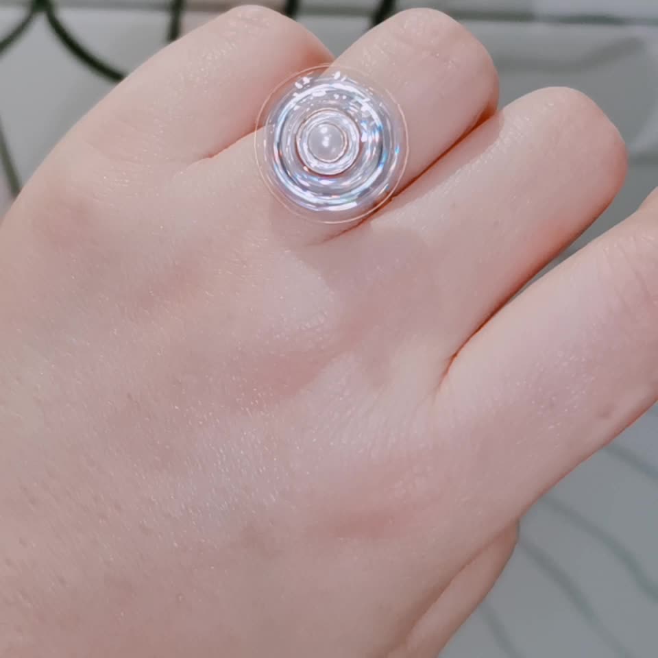 这条冷淡风戒指戴上针对例诸例如自带高光滤镜