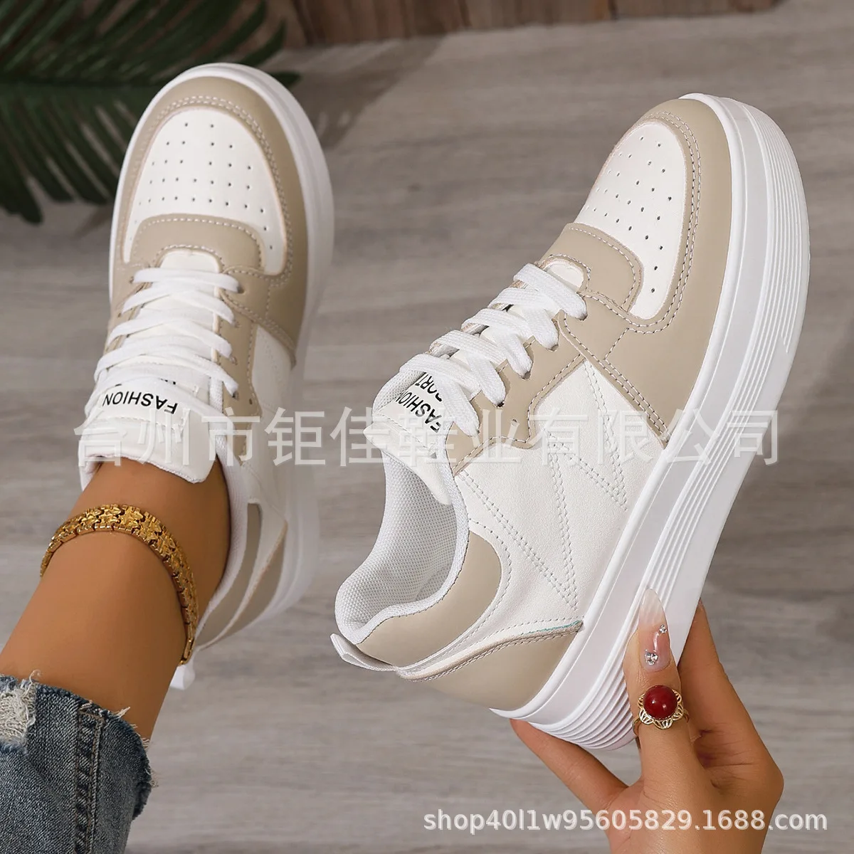 2025 spring small white shoes new Korean style ins female students thick-soled height-increasing sports board shoes casual shoes small white shoes