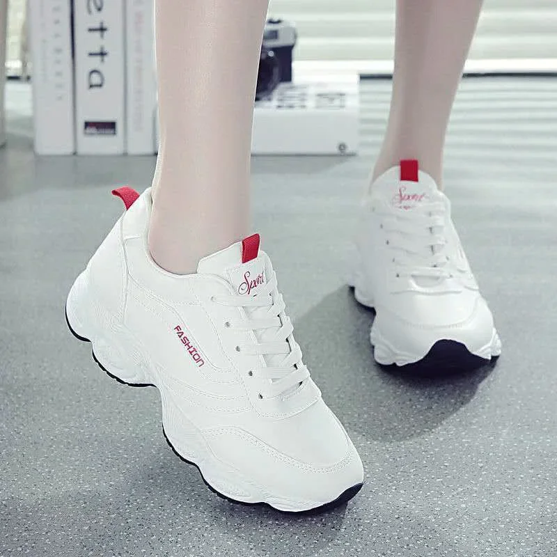 Women's Sports Shoes 2025 New Spring and Autumn White Leather Shoes Thick Sole Board Shoes Versatile Casual Dad's Shoes Ah Gung Shoes