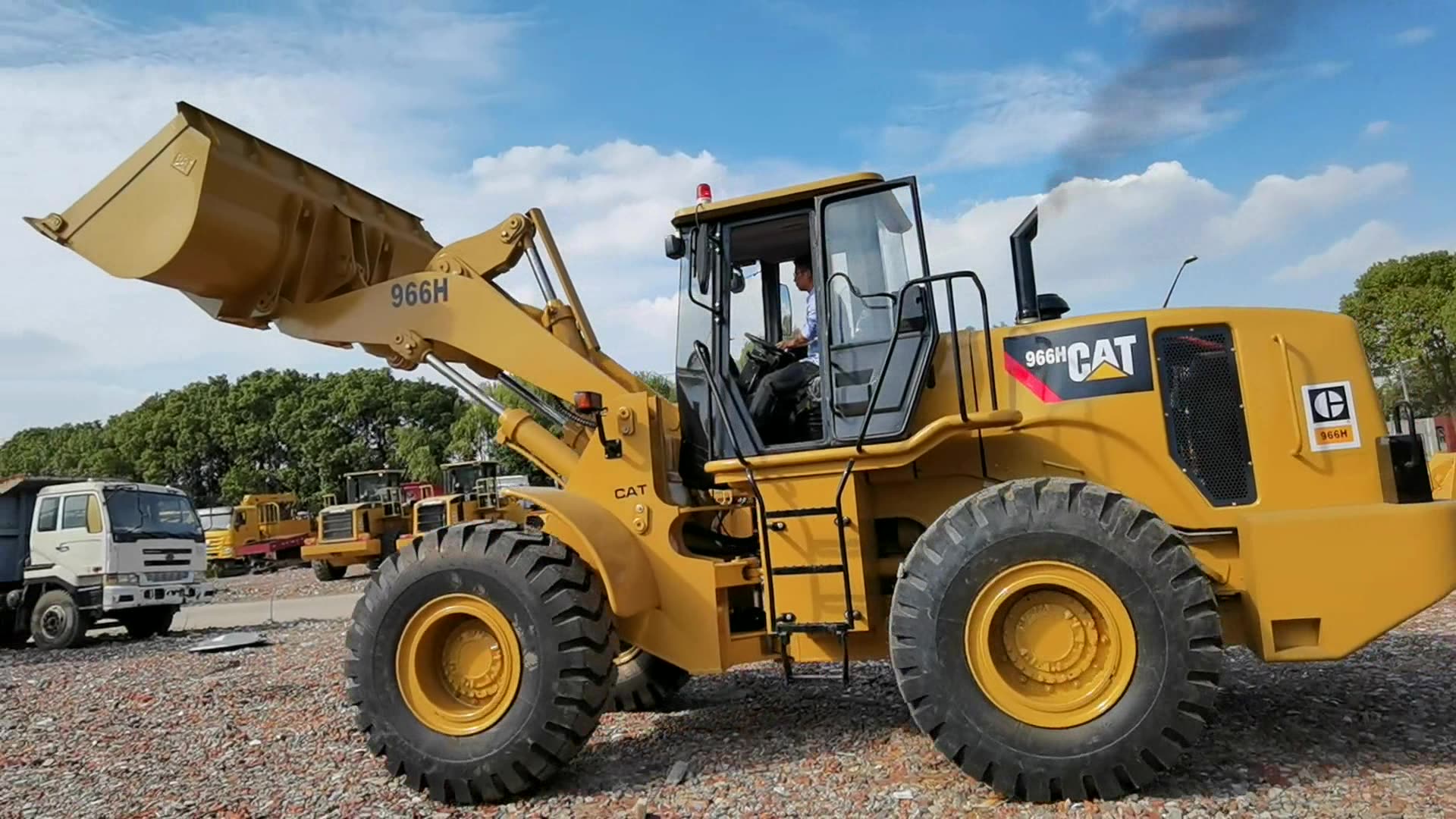 Caterpillar Loader
