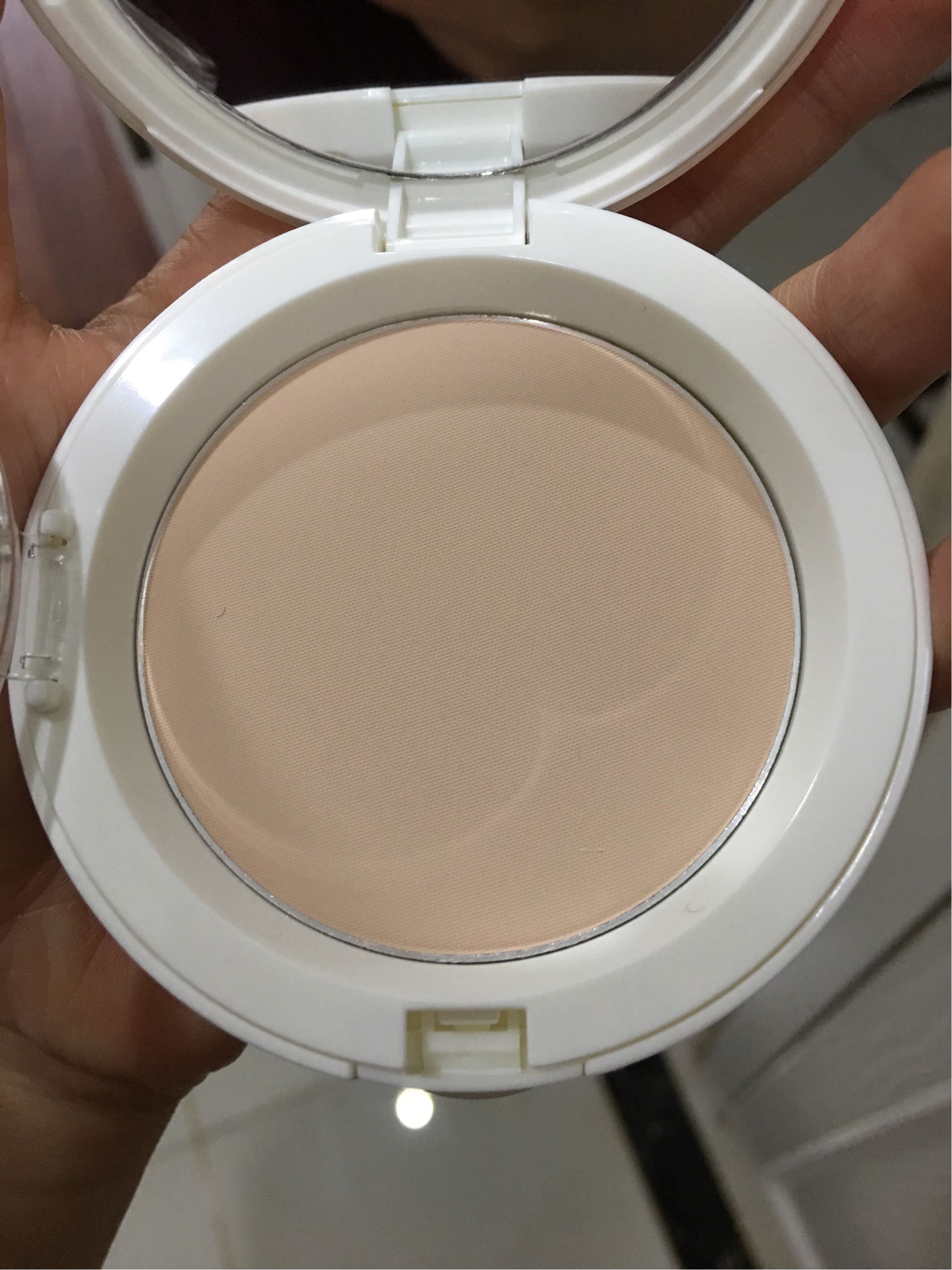 柏蕊诗天鹅绒干湿两用粉饼 轻透好不好用，入手后7天来评价,第9张