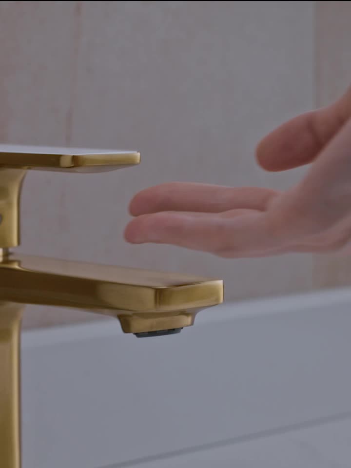 Faenza bathroom basin faucet Hot and cold bathroom cabinet wash basin faucet Single hole basin faucet F1A8383C