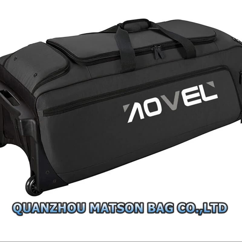 baseball bags with wheels