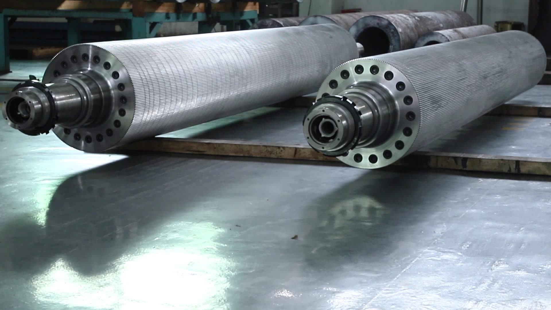 High Precision Alloy Steel Flute Corrugated Roller In Packaging
