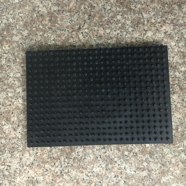 Manufacturer customized batch rubber rubber rubber plate shockproof shock absorbers rubber block machine footbed rubber products