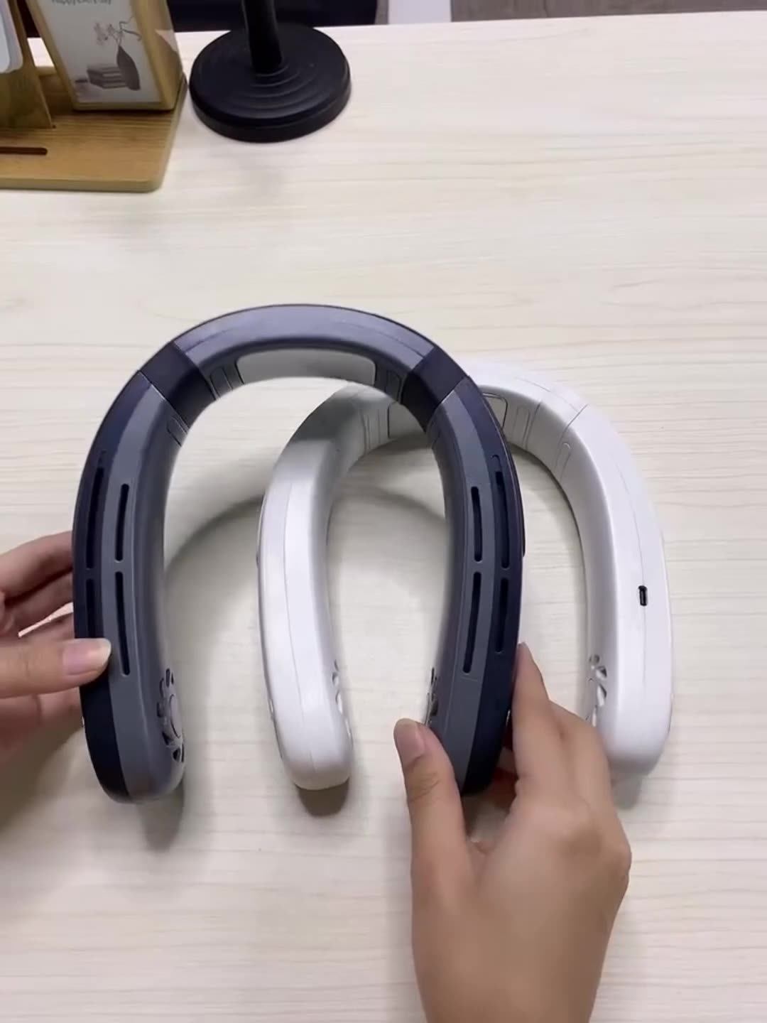 Portable Around Bladeless Hanging Neck Big Wind Usb Mini Neck Fan Air