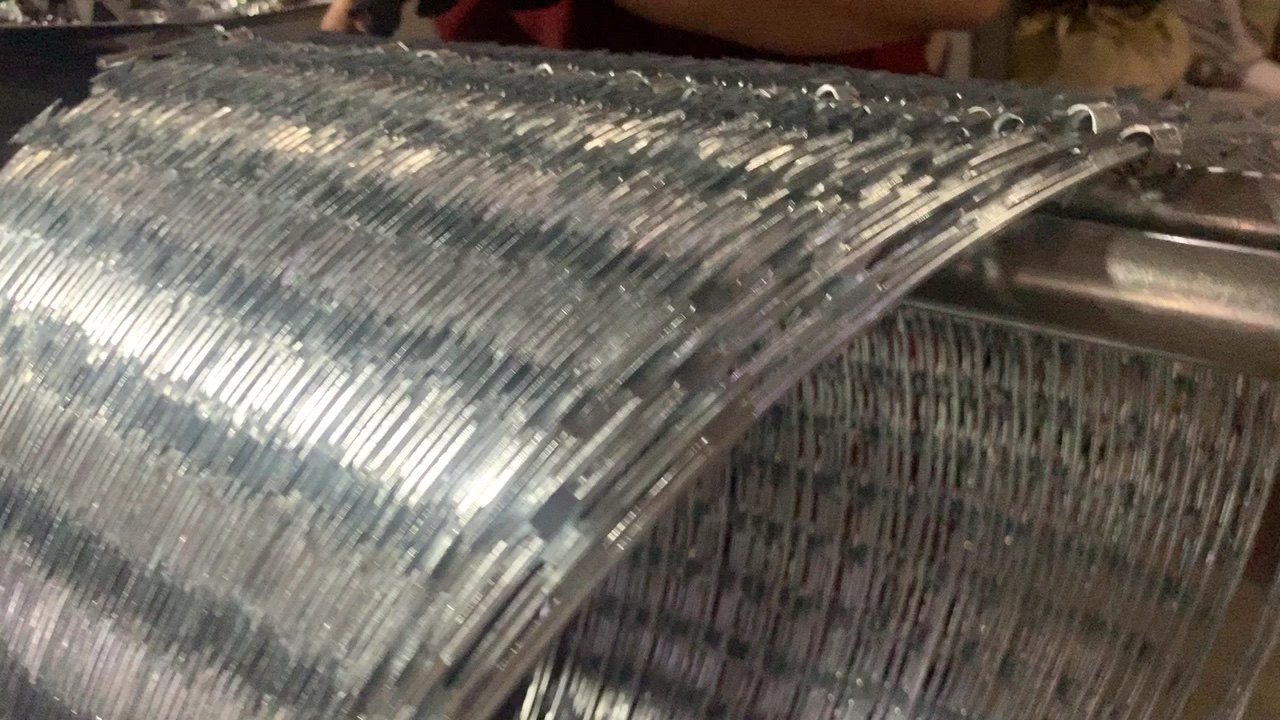 Low Price Concertina Wire Cbt60 Length Per Roll Buy Razor Wire