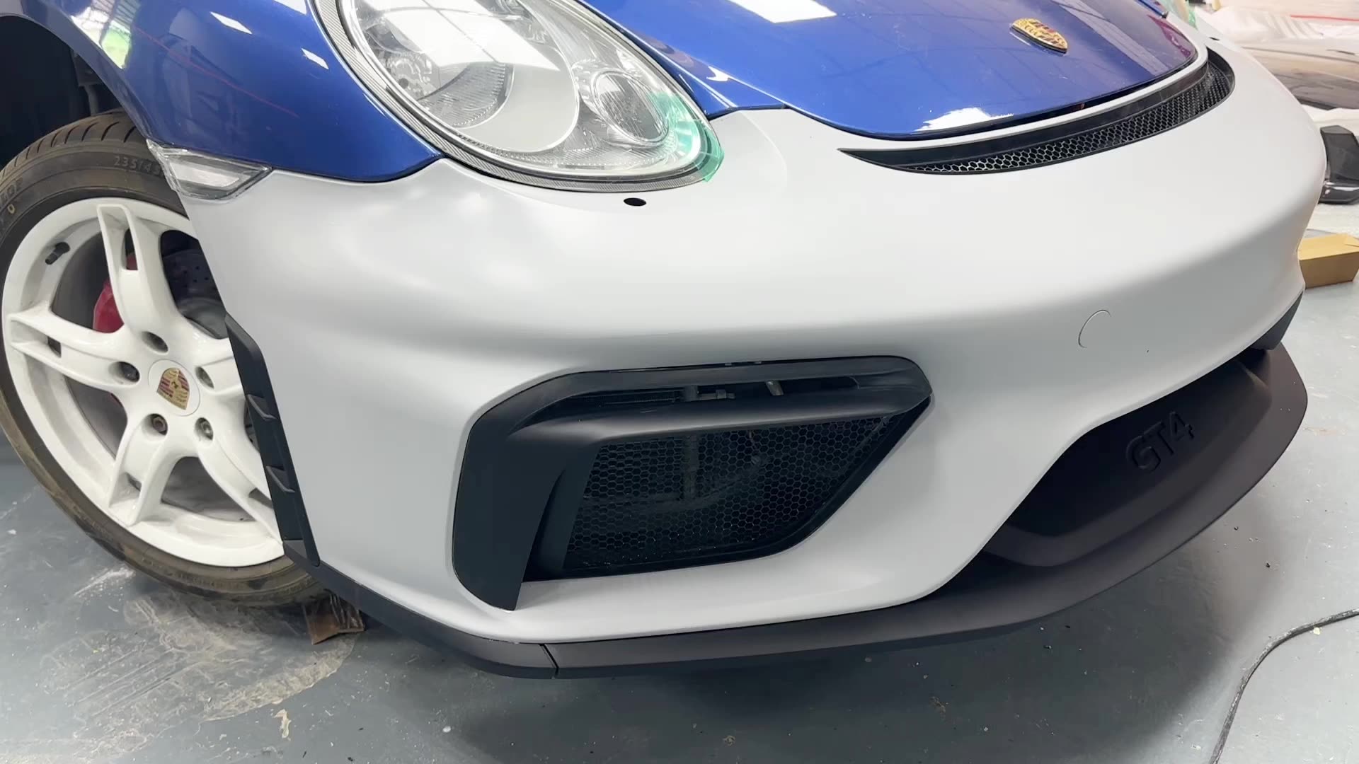 Z-ART 718GT4フロントバンパー (ポルシェ用) 987.1フェイスリフト