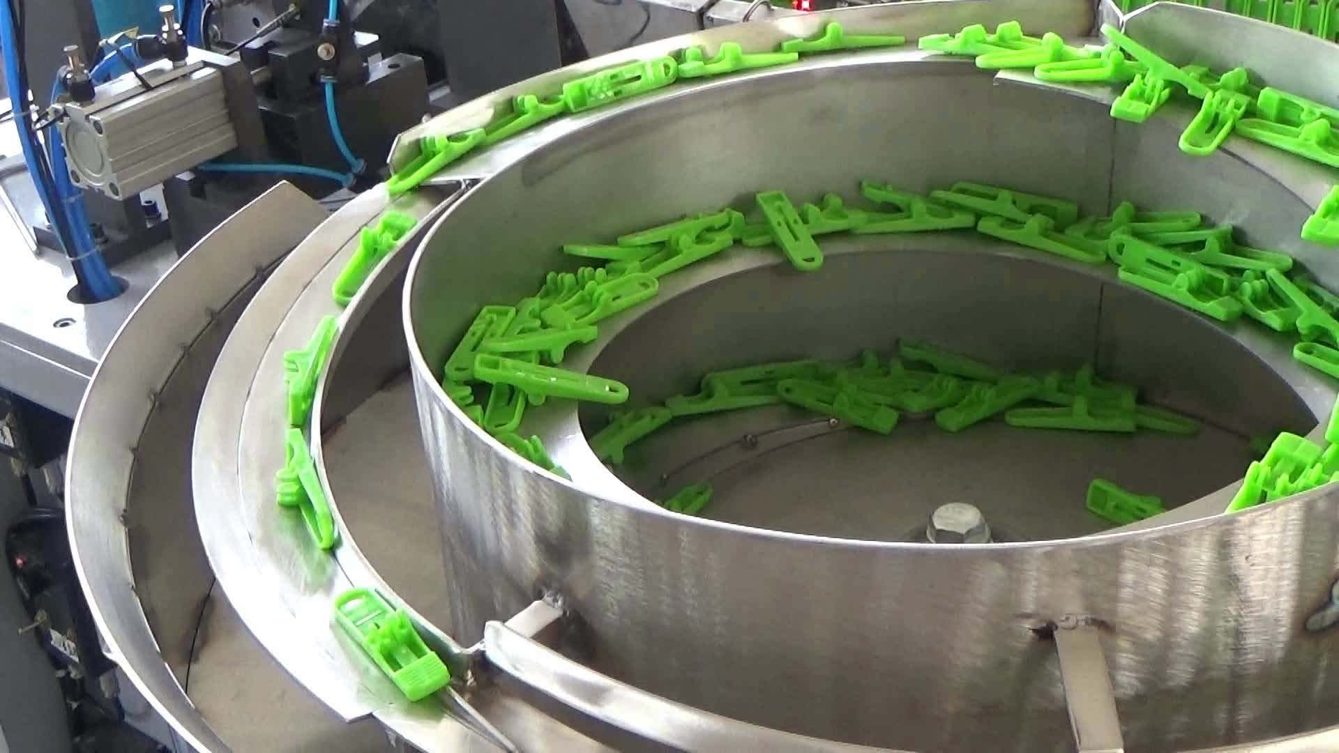 Automatic Plastic Clothespin Assembly Machine/clothes Peg Assembly