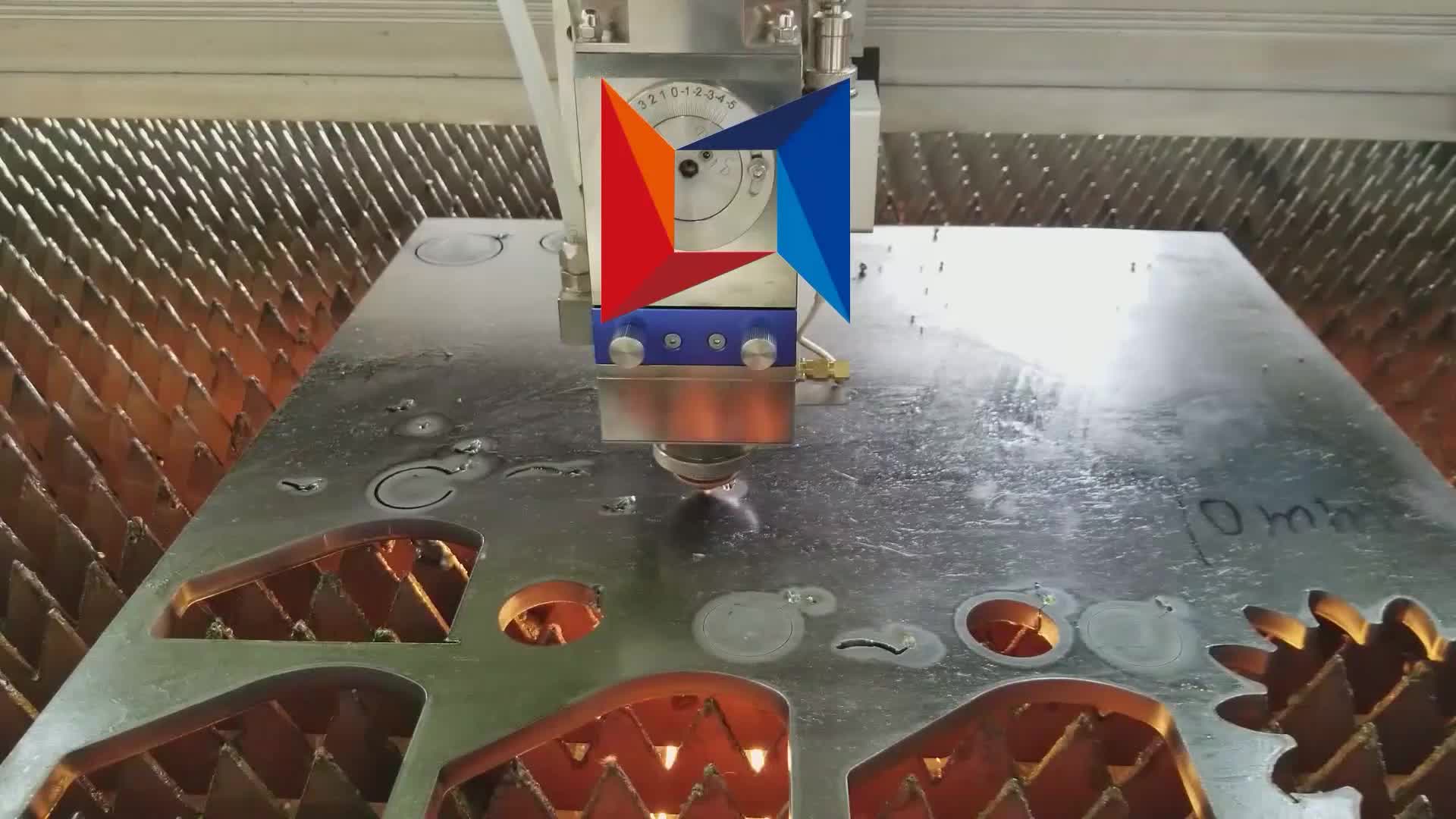 Carbon Steel 012mm Metal Plate Cutting Fiber Laser Cutter Laser