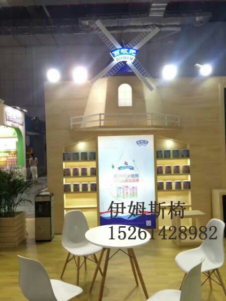 Hàng Châu Eames cho thuê bàn ​​đàm phán và ghế hội nghị ghế giải trí cho thuê ghế kinh doanh triển lãm hoạt động nội thất mượn - Đồ gỗ ngoài trời bàn ghế sân thượng