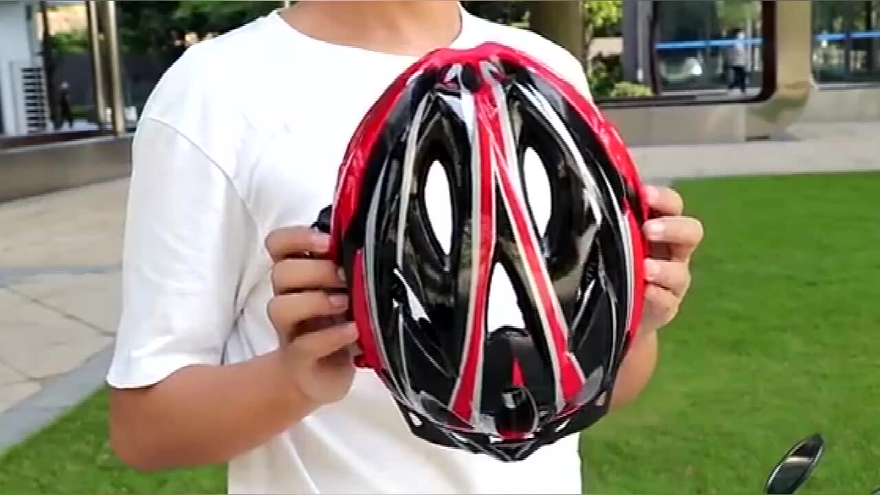 Wholesale Unisex Mountain Road Bike Helmet Safety Style