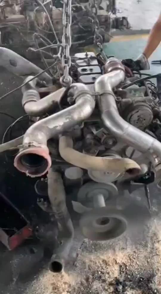 Hot Selling Big Discount Engine 6bt Series Engine 3 Containers In Stock