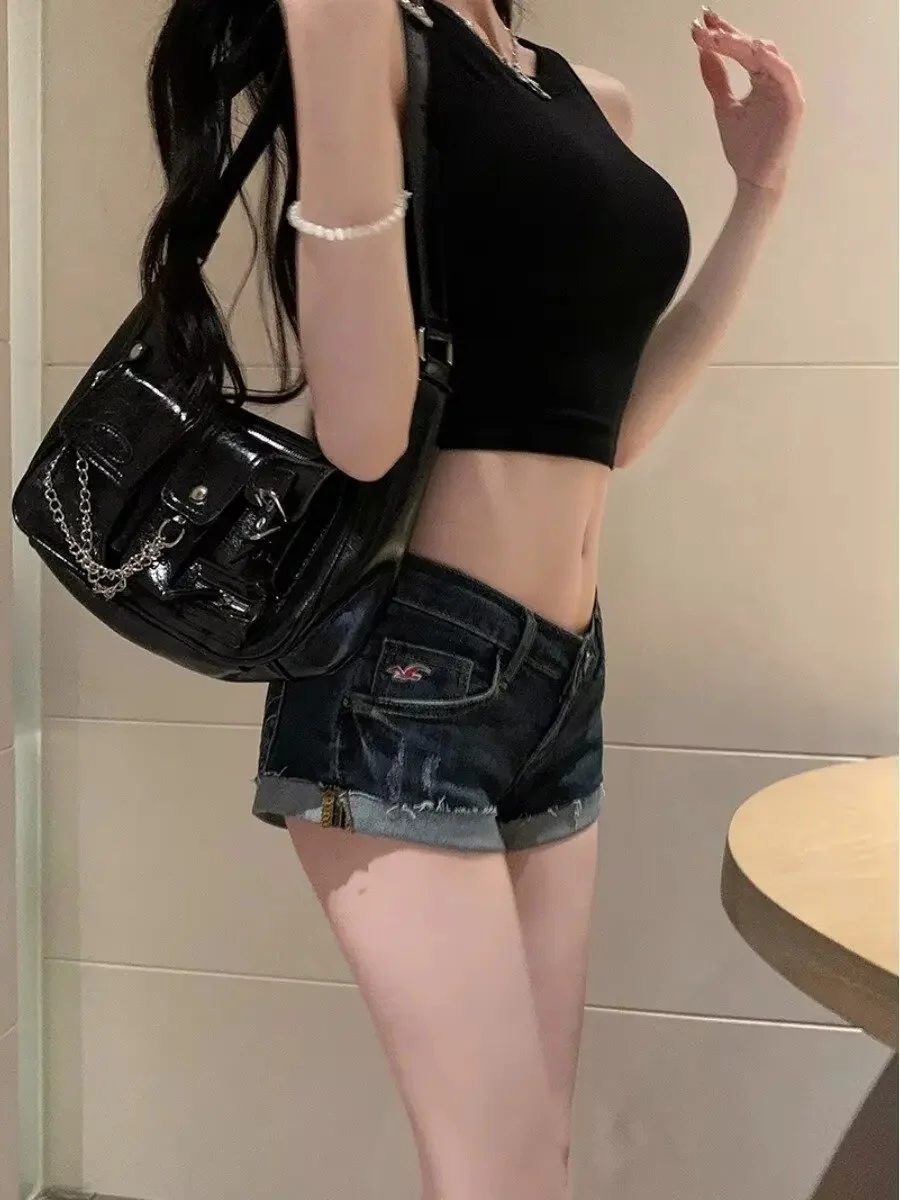 Летняя джинсовая юбка, шорты, эластичные sexy брюки, обтягивающие, акцент на бёдрах
