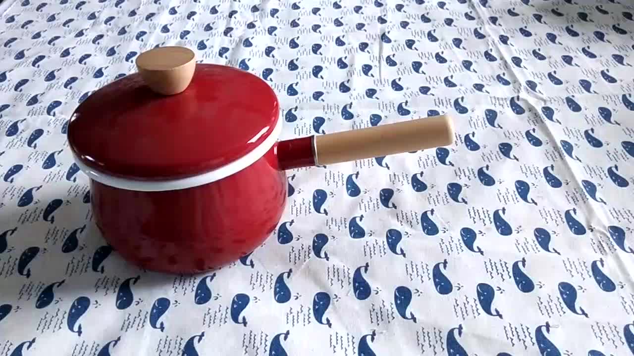 High Quality Cooks Tradition Enamel Camping Pot Set Cookware With Wood