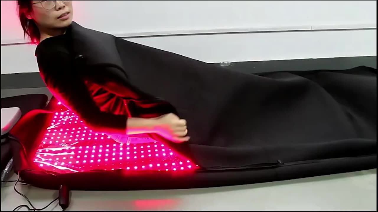 Red Light Therapy Capsule For Pain Management Led Infrared Light
