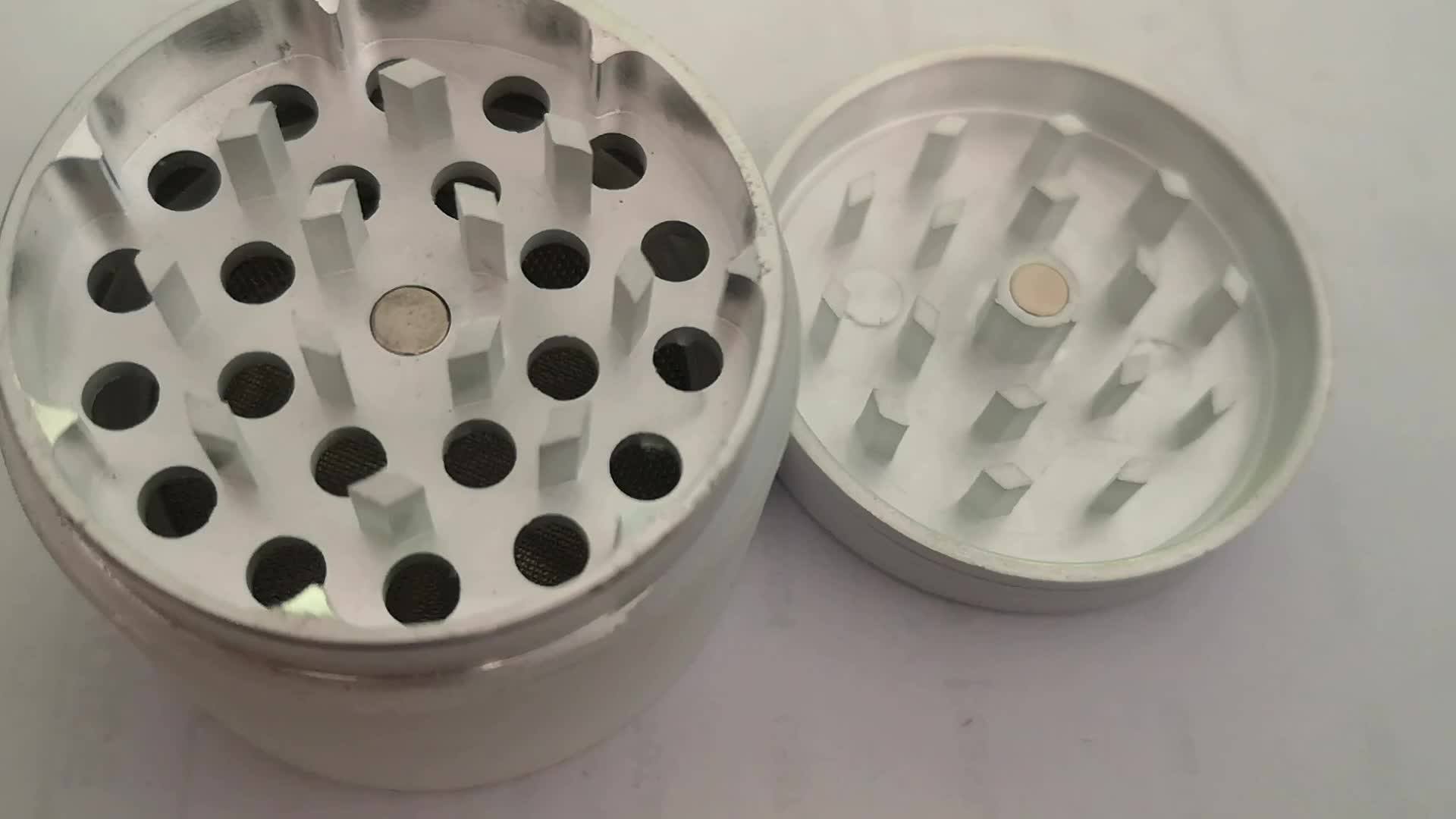 Multicolor 4 Parts Zinc Alloy Herb Grinders Grinder Herb And Spice