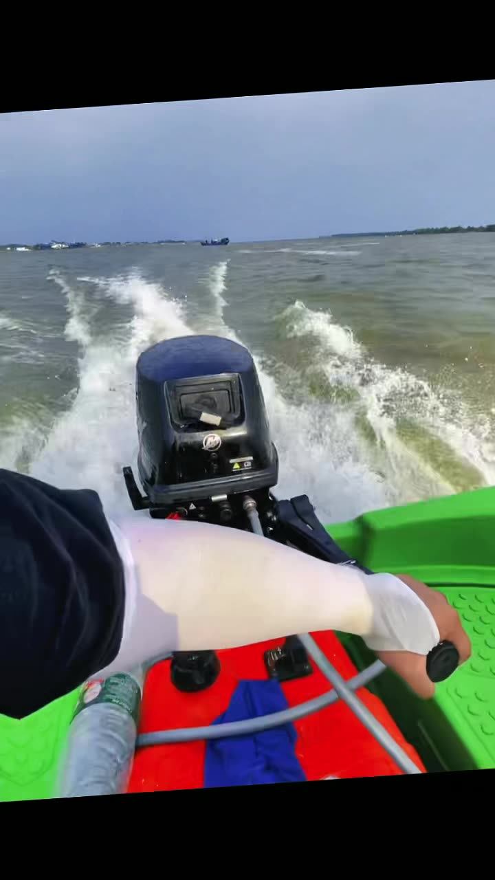 Zero Kayaks Rotomolded Polyethylene Plastic Fishing Boats Lure Solo