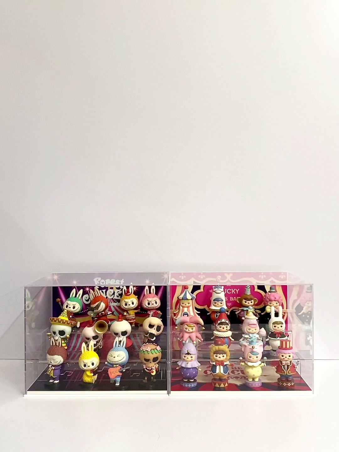 亚克力提供盒蜡笔小新童话体系手办盲盒玩具潮玩收纳罩防尘盒A259：预算友好、百变玩法