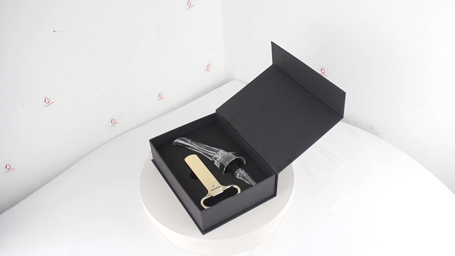 Customized Brand Eagle Wine Aerating Pourer Set Zinc Alloy Old Wine