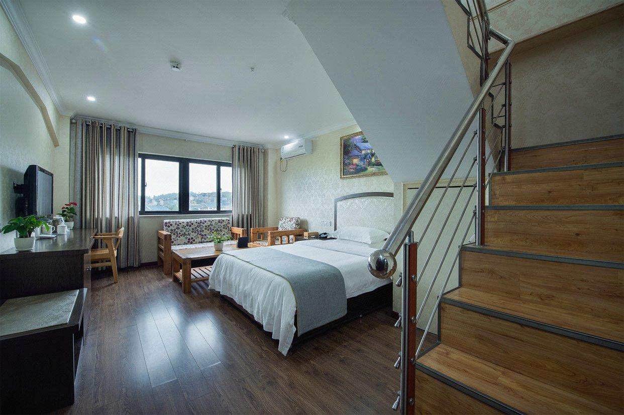 重庆武隆跟团两日游怎么玩最划算？2025年最新攻略全解析