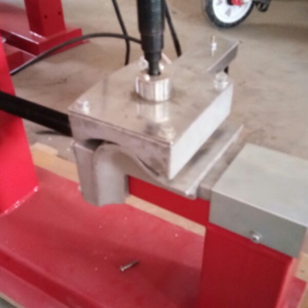 Accessories for the tyre repairing machine