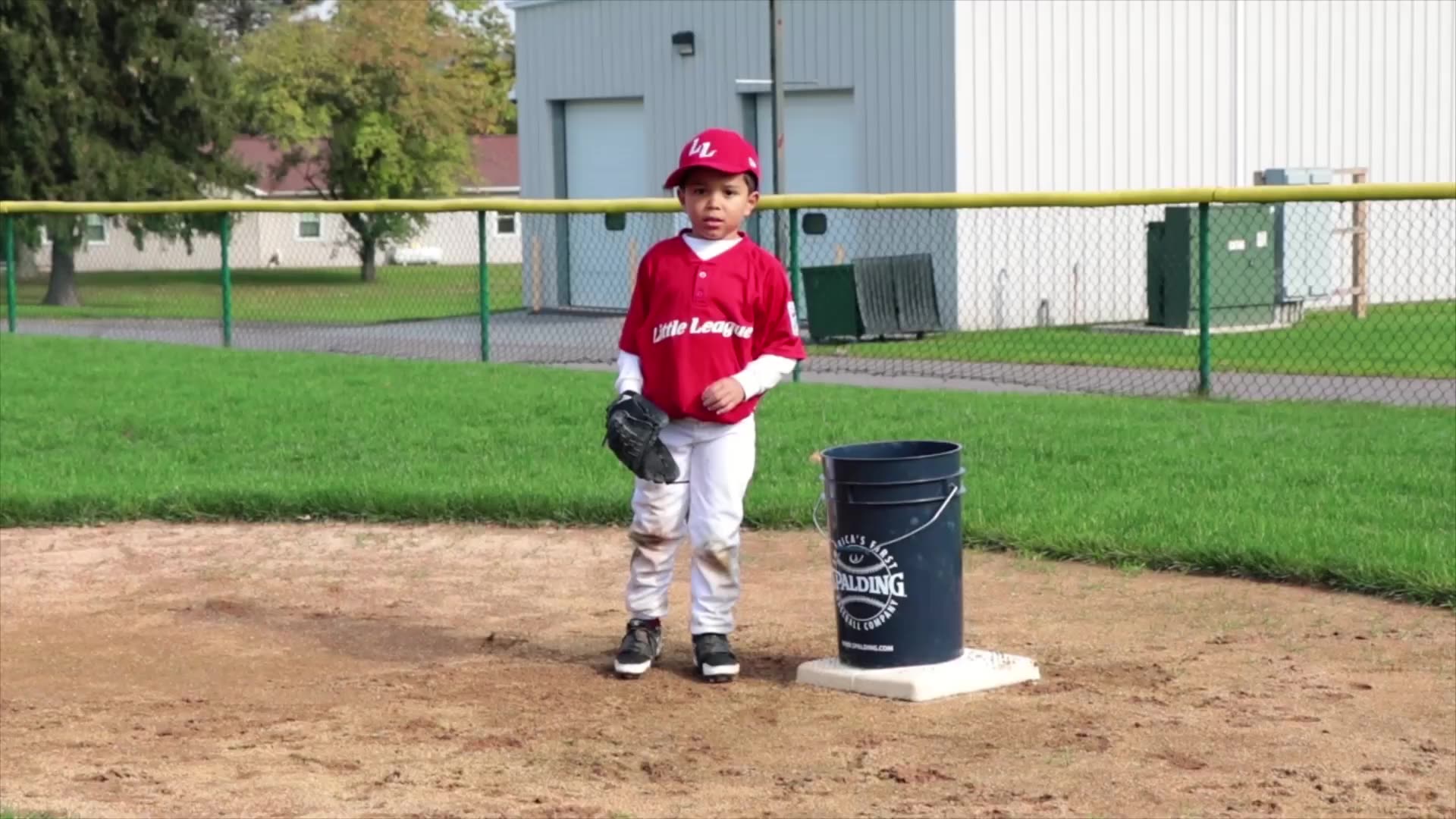 Heavy Duty Plastic Large 6 Gallon Soft Padded Lid Empty Softball