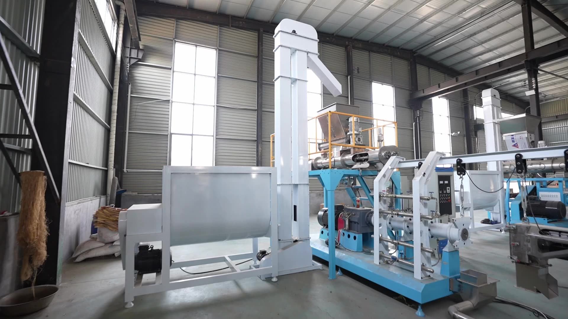 Sinking Marine Fish Feed Pellets Production Solution Machine And Floating Fresh Water Fish Food