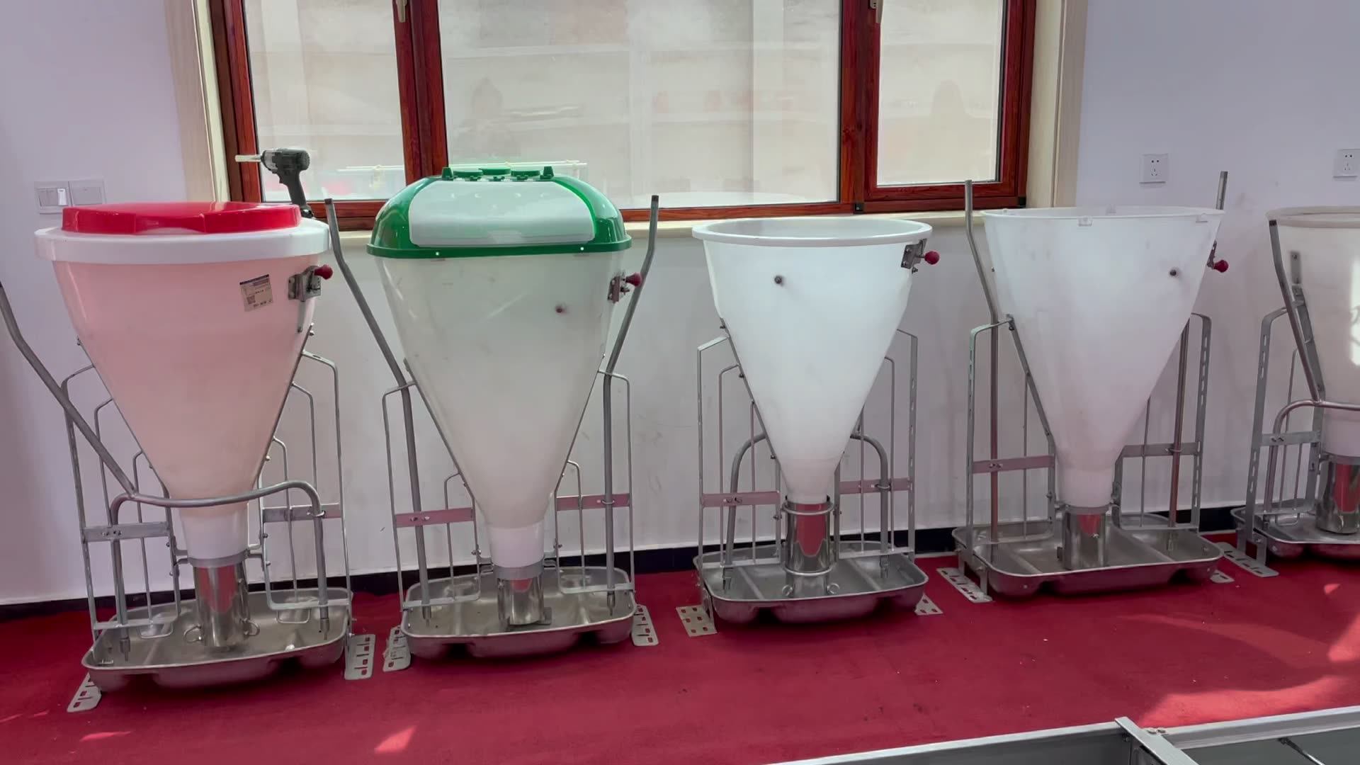 Pig Farm Equipment New Designed Auto Pvc Adjustable Dry Wet Feeders For