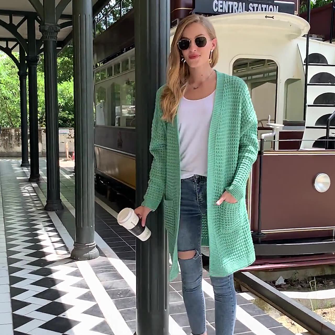 Acrylic Plus Size Women Sweater Girl 