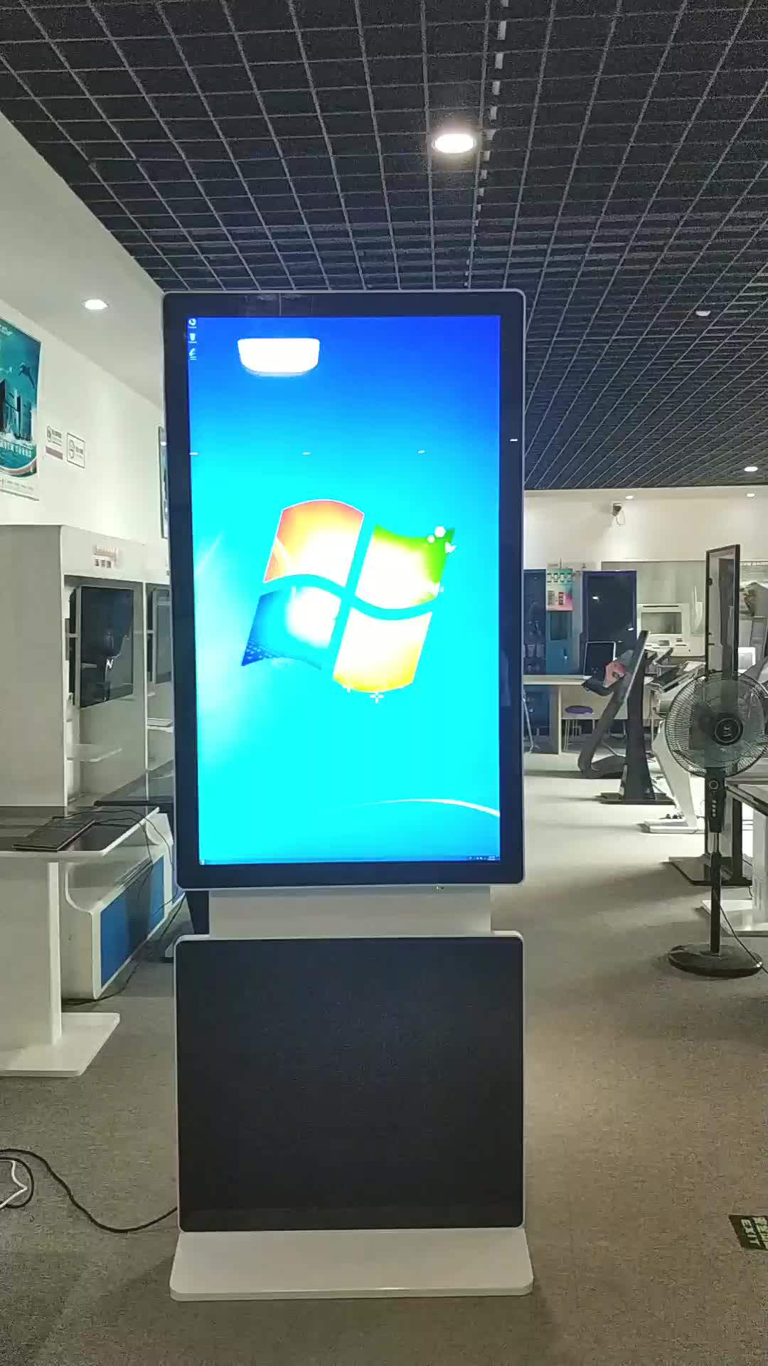 43 Inch Floor Stand All In One Pc Manual Control Rotate All In One
