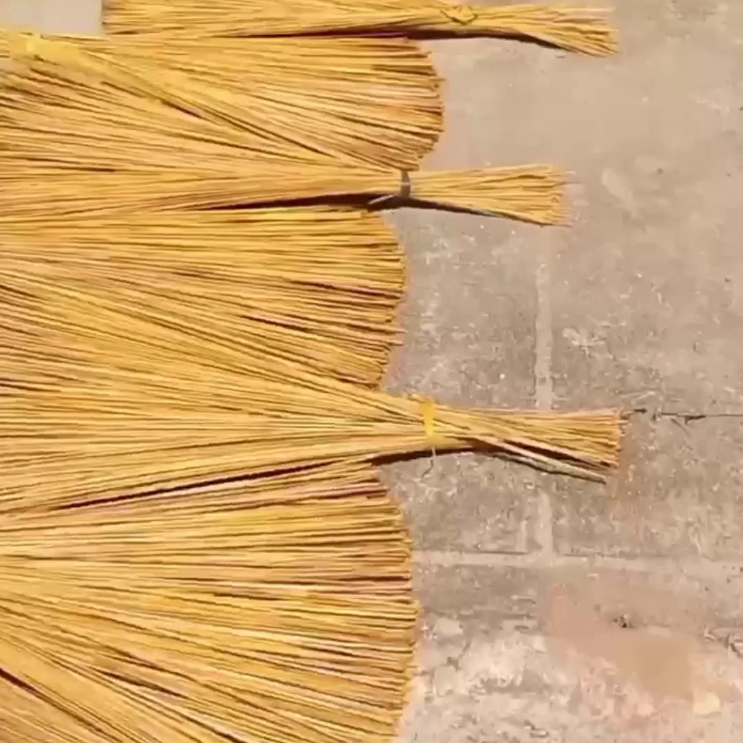 Export Grade Broomsticks From Coconut For Outdoor Garden Cleaning Tools