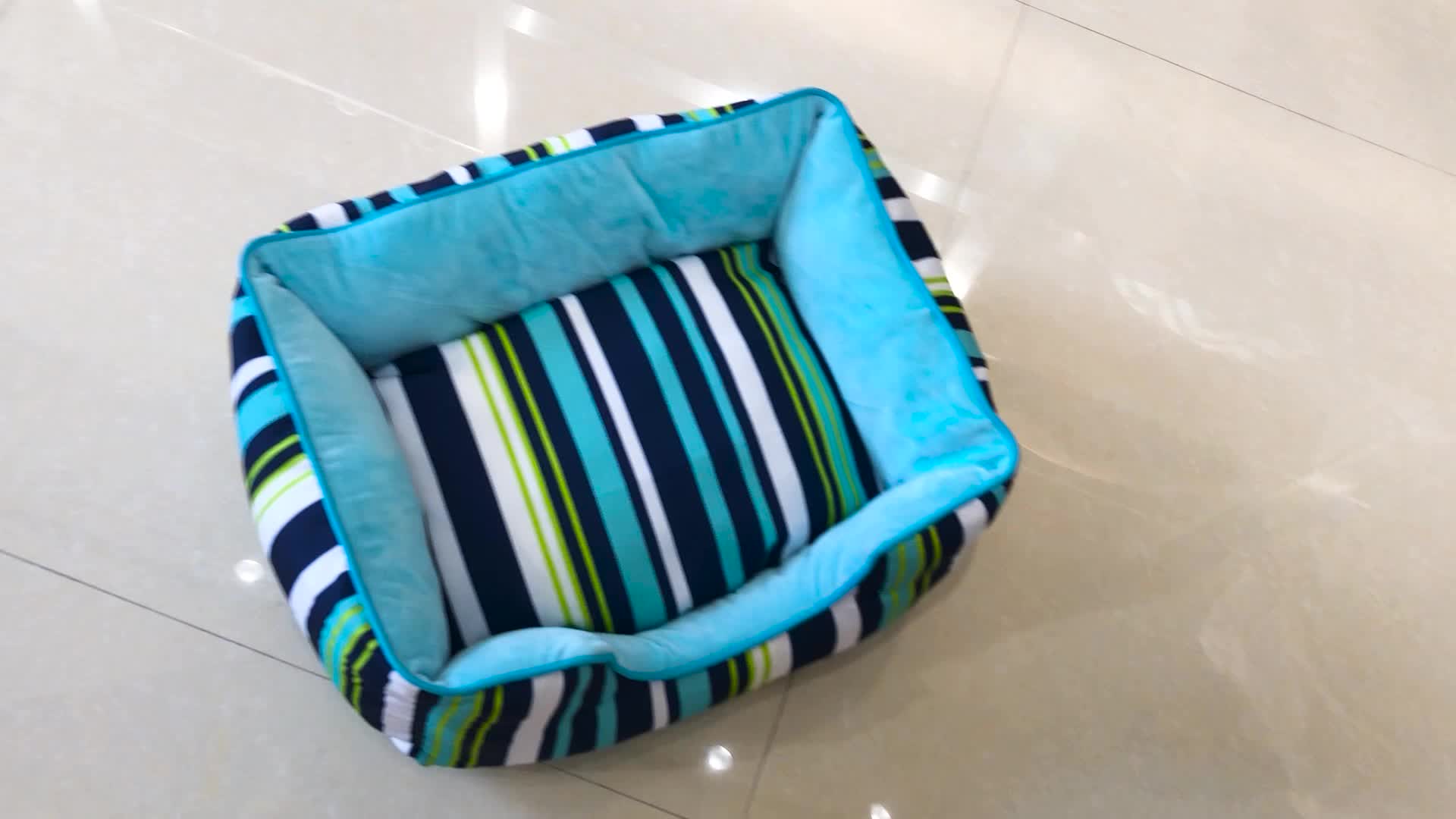 Custom Wholesale Slipper Memory Foam Pet Bed Swing Bed Heated Cats Bed