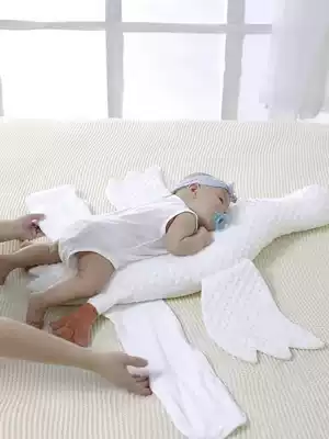 Big White Goose, baby exhaust pillow, newborn sleeping, relieving colic, flatulence, flatulence, plane side sleeping pillow