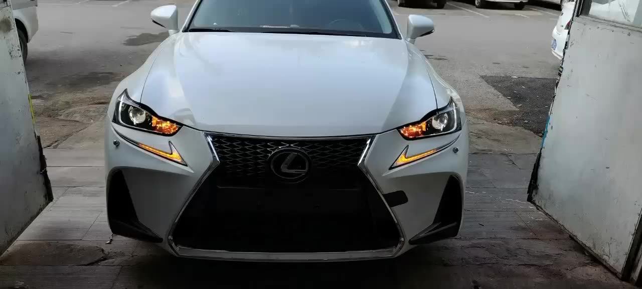 LST Factory Body Kit for LEXUS 20132015 IS200T Upgrade 20162020