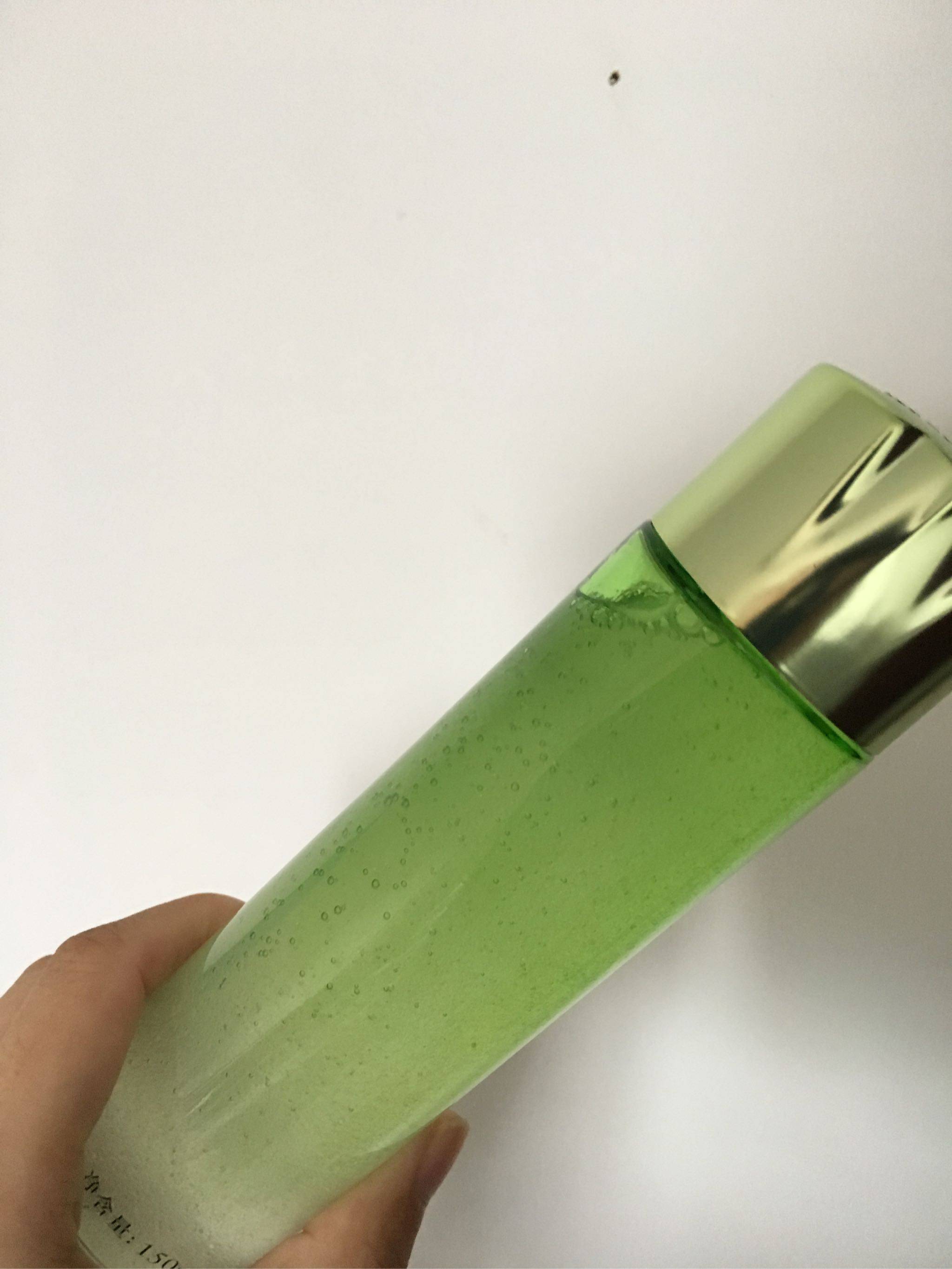 相宜本草睡莲水灵肌沁润精华露