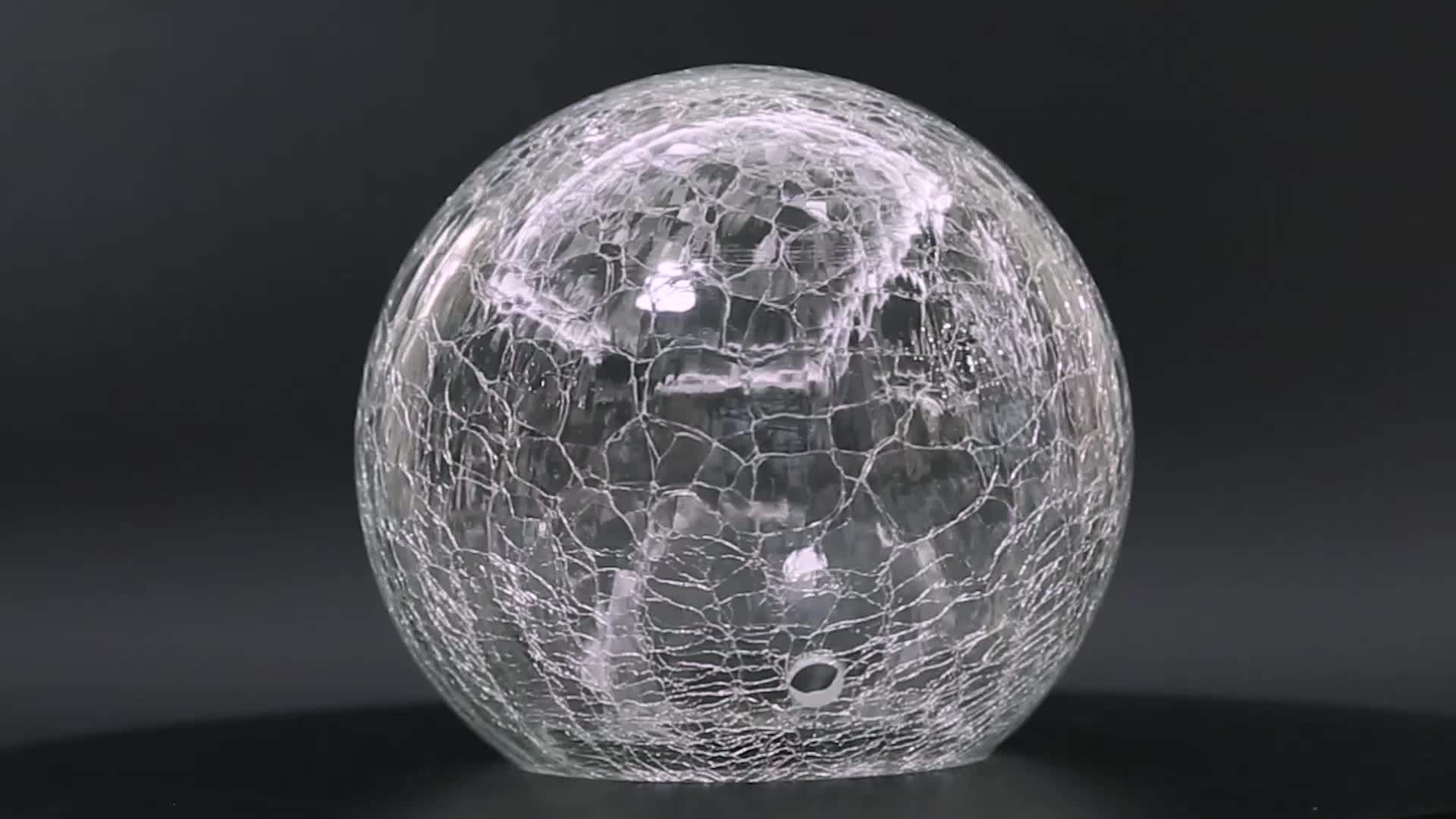 Стеклянный шар разбивается. Игра разбивать стекло шарами. Шарик разбивает стекло. Шарик разбивает стекло как называется. Шар стеклянный.