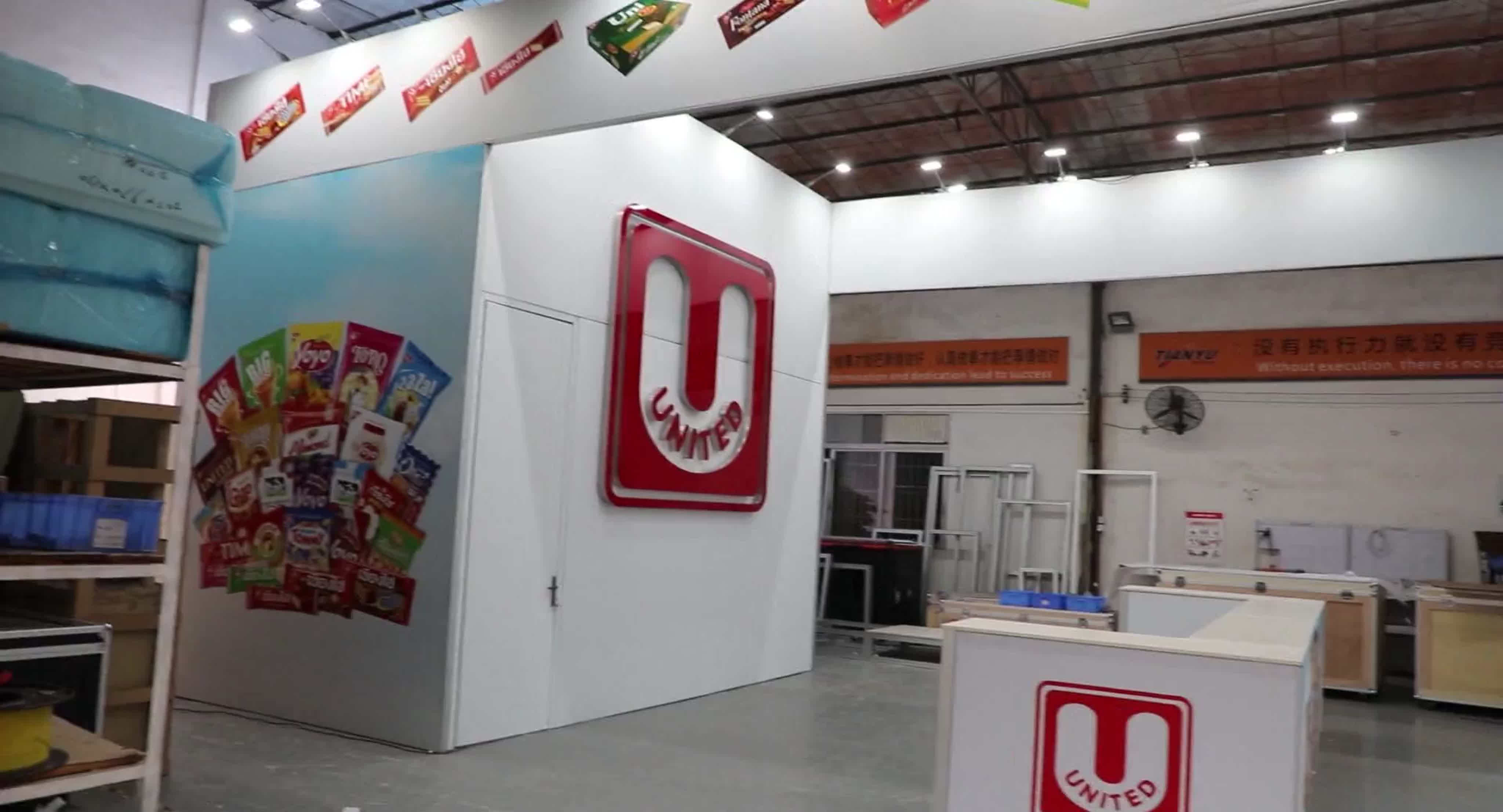 Тематические стенды для класса. Выставочные стенды кирпич. Информационный стенд. Стенд ю. Стенды для школы.