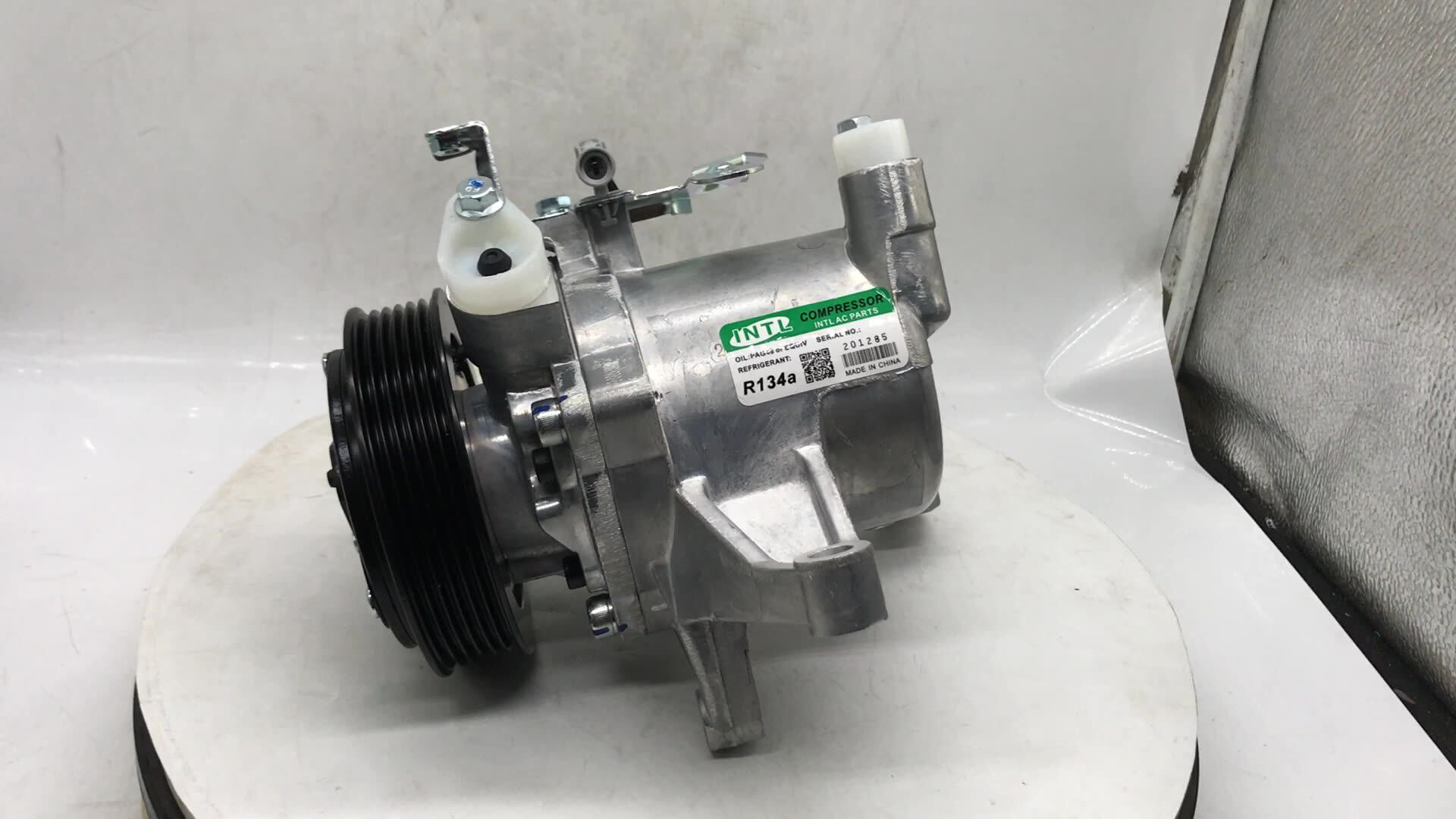 O1CN01UQAgN81O62MAmkPAi_!!