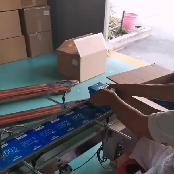 Automatic Box Cellophane Wrapping Machine Box Carton Cellophane Overwrapping Machine For Perfume