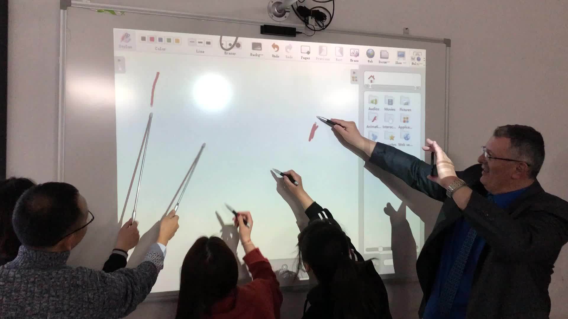 150" Portable Smart Board Interactive Digital Whiteboard For Classroom