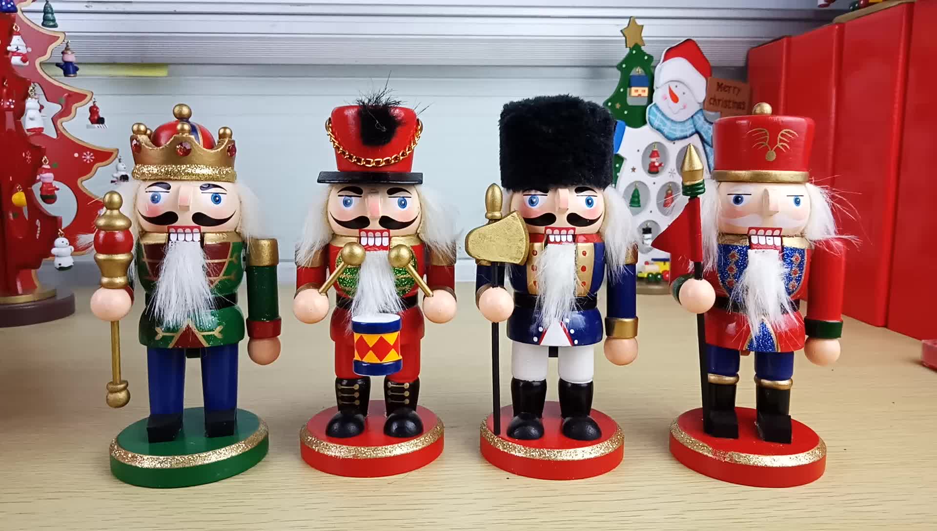 Wholesale 15cm Wooden Christmas Nutcracker Ornaments Xmas Gift Toys
