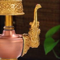 Water purification kettle brass gilt carved Tibetan ethnic supplies Bianba pot retro ornaments water purification bottle household treasure bottle