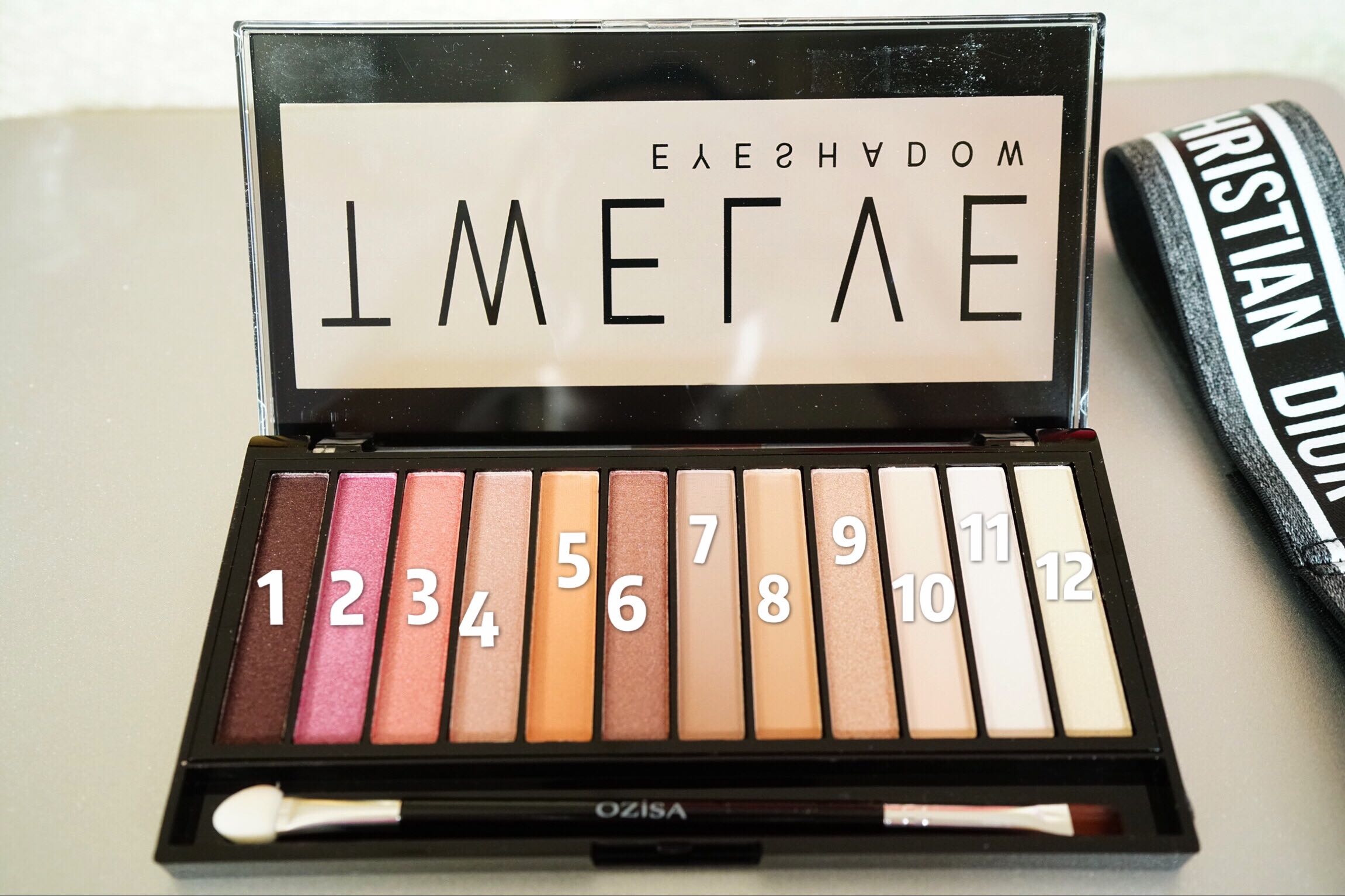 泰国12色眼影免费试用质量怎么样一个多少钱，宝妈的亲自使用感受（价格实惠）,第9张