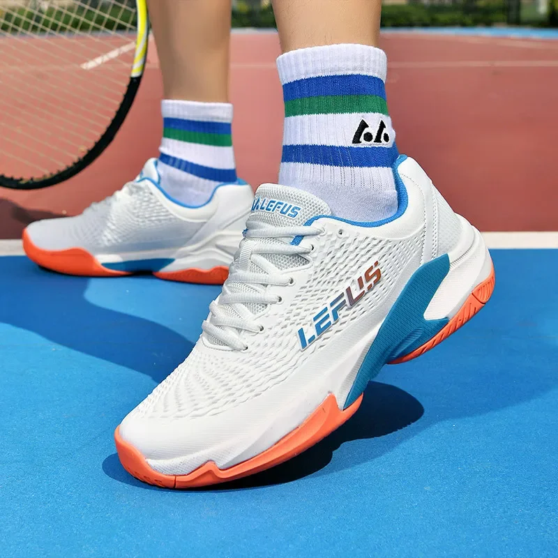 Cross-border wholesale 2025 new professional tennis badminton shoes men and women breathable rebound cushioning sports training shoes