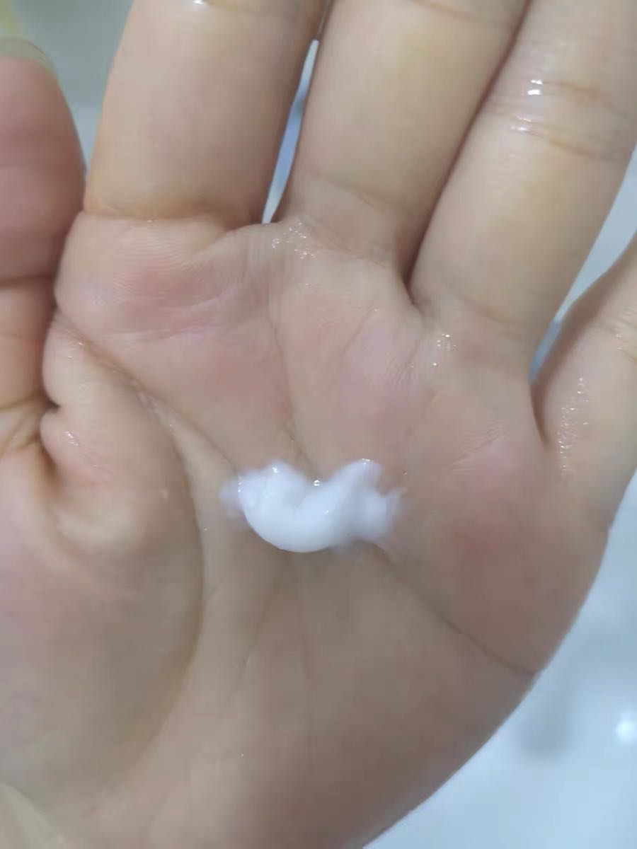 润百颜水光净润洁面霜怎么样有用吗，母女俩使用一个月效果对比,第7张