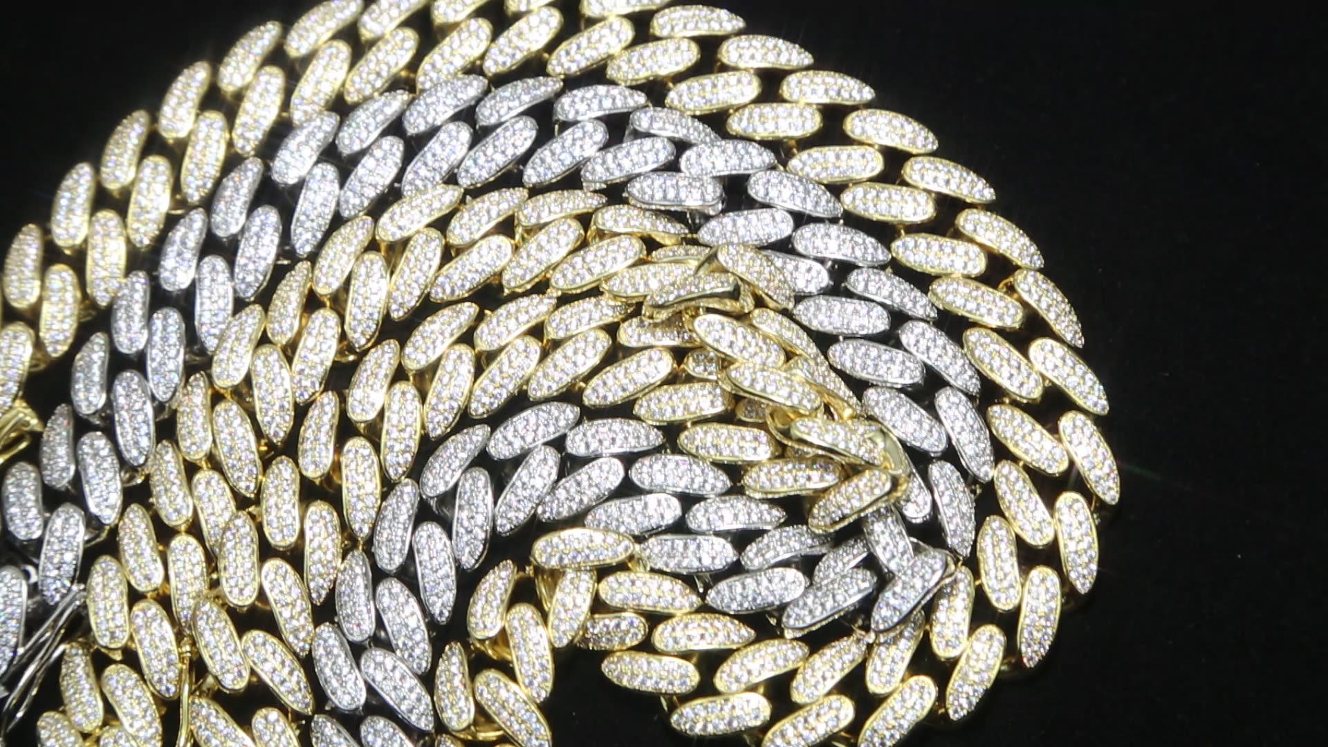 High Quality Iced Out Bling Bling 5a Cz Cubic Zirconia Big Heavy 18mm 