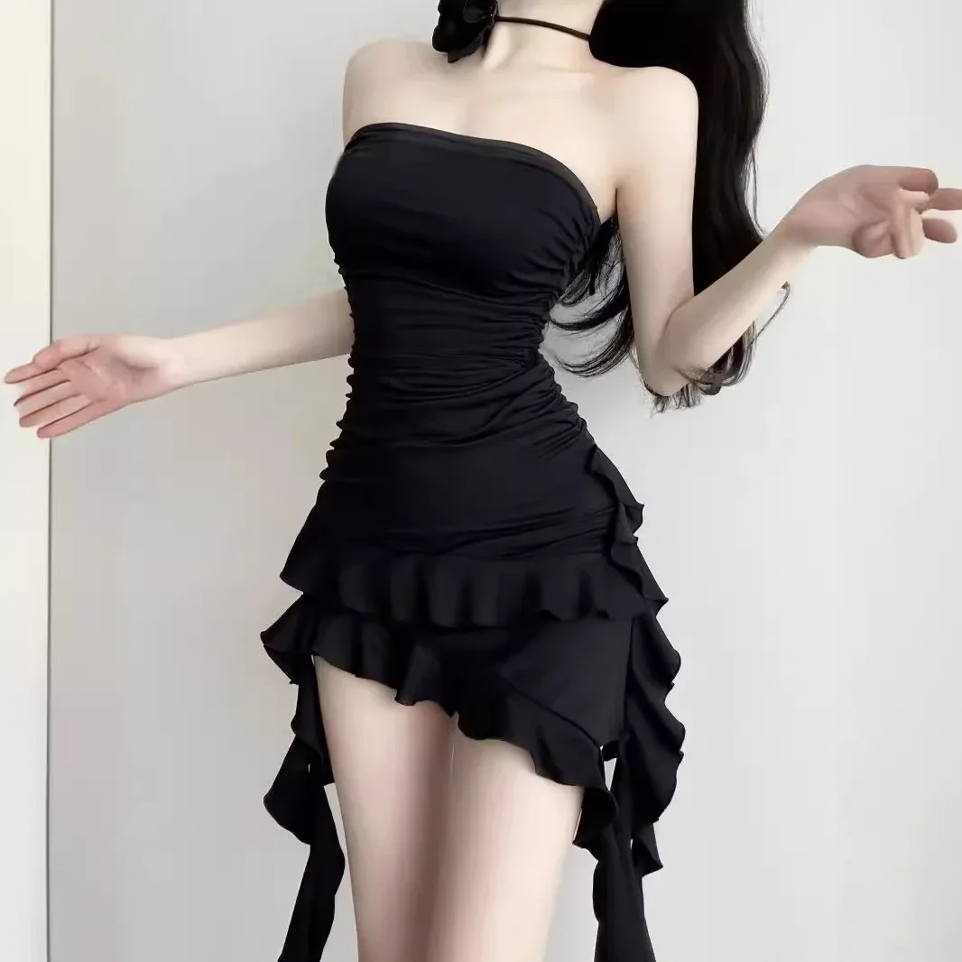 Street-Style Sweet Spicy Girl Black Dress for Women 2024 New Niche Sexy Waist-Slimming Irregular Strapless Short Dress